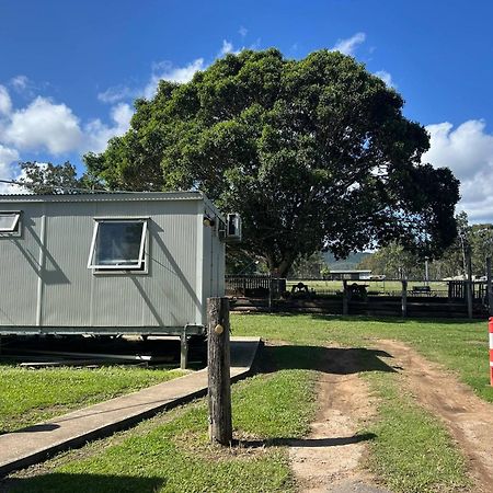 Gundy Pub & Caravan Park Gundiah ภายนอก รูปภาพ