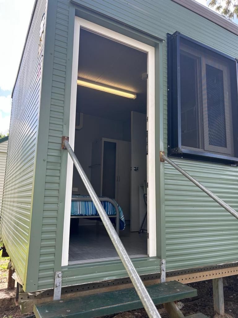 Gundy Pub & Caravan Park Gundiah ภายนอก รูปภาพ